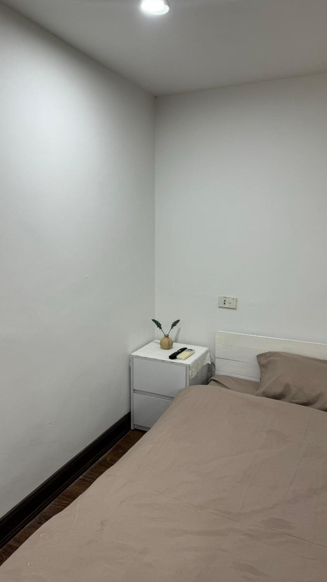 Bom'S House Apartment Ханой Екстериор снимка