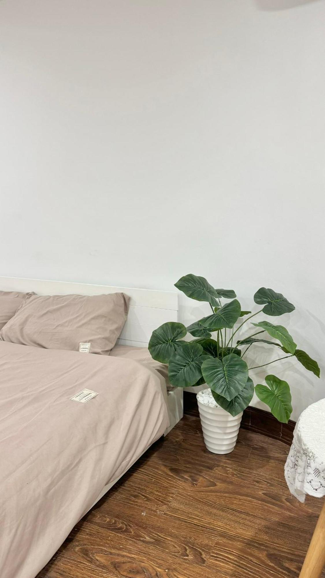 Bom'S House Apartment Ханой Екстериор снимка